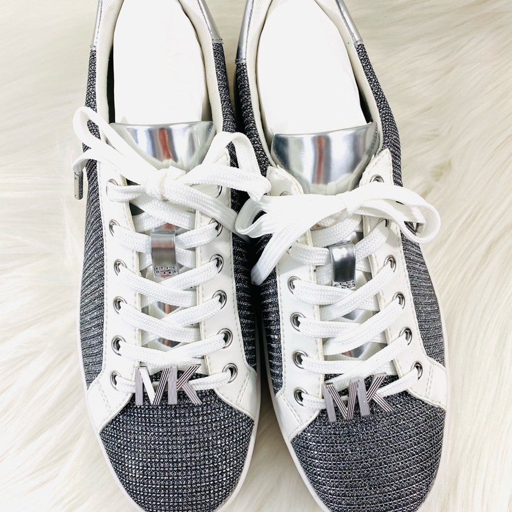 Michael Kors Women’s Poppy Sneakers Shoes - Picture 5 of 8